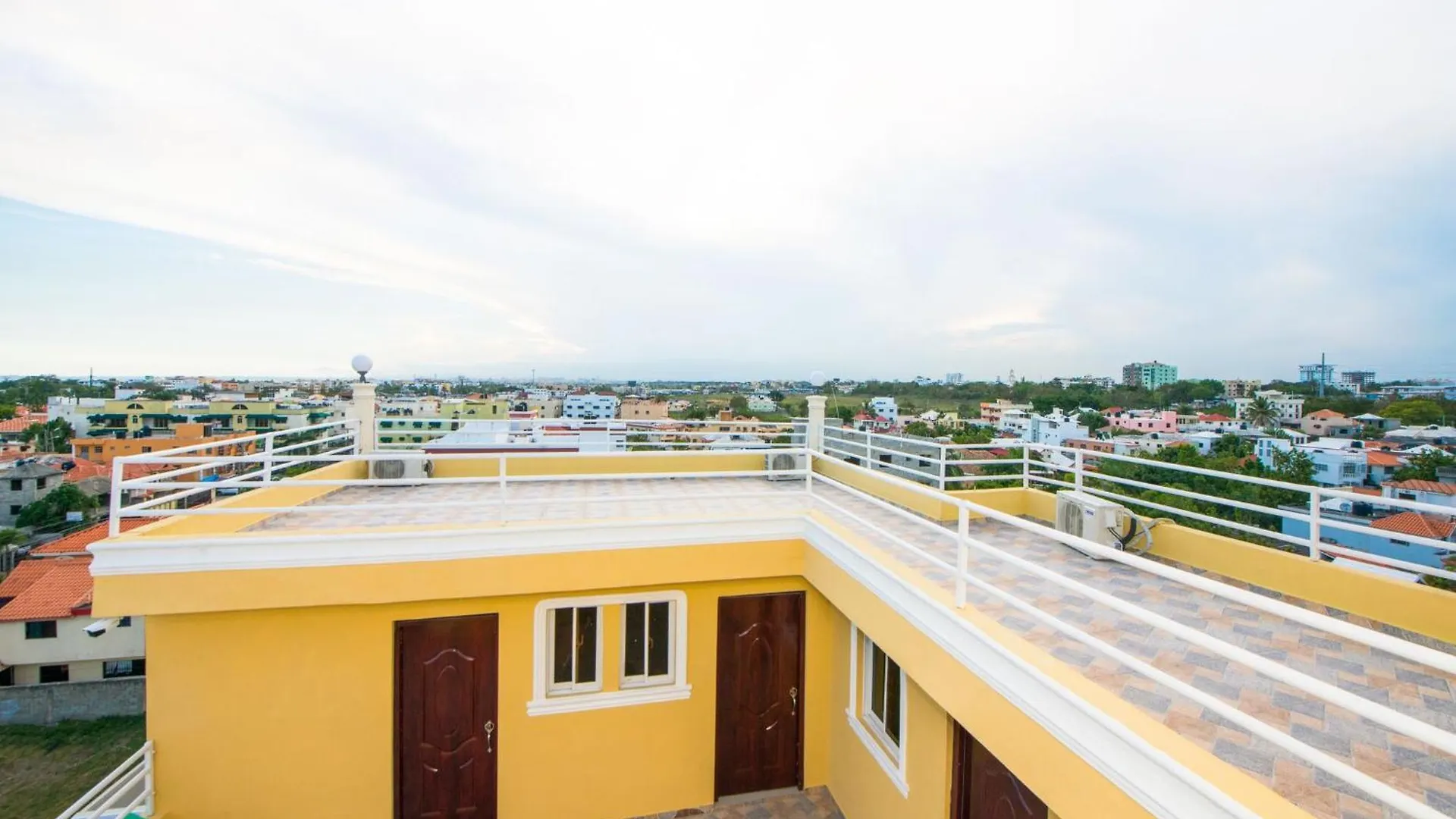 Апартаменты Los Corales Del Sur, Santo Domingo Este Nearby Airport, Beach, Pool Water Park Ла-Вива